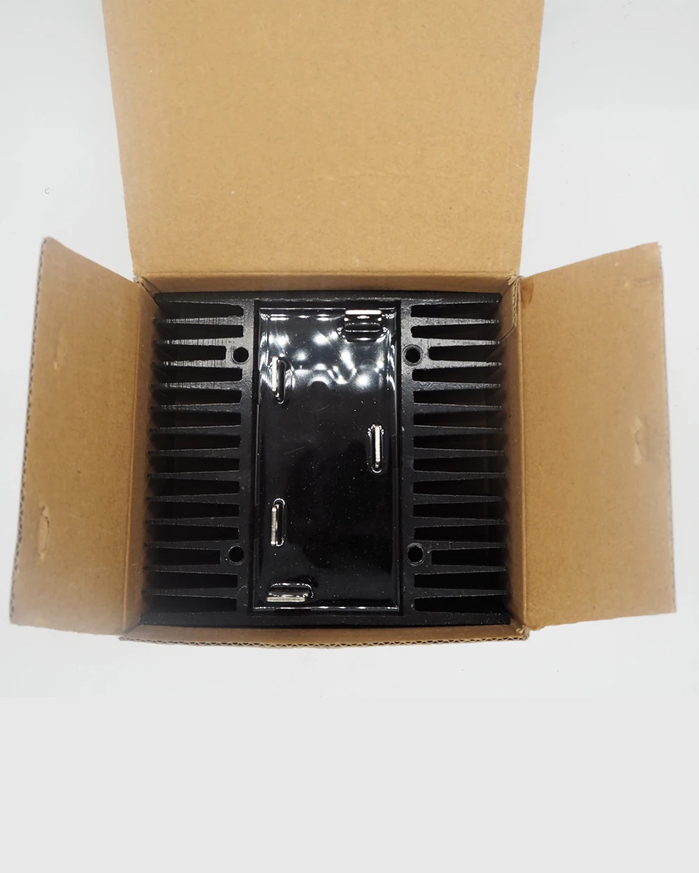 SQL-200A1600V    7