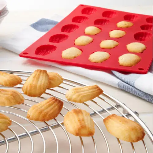 20 Cavity Mini Fancy Bundt Madeleine Shell Cake Pan Silicone Mold