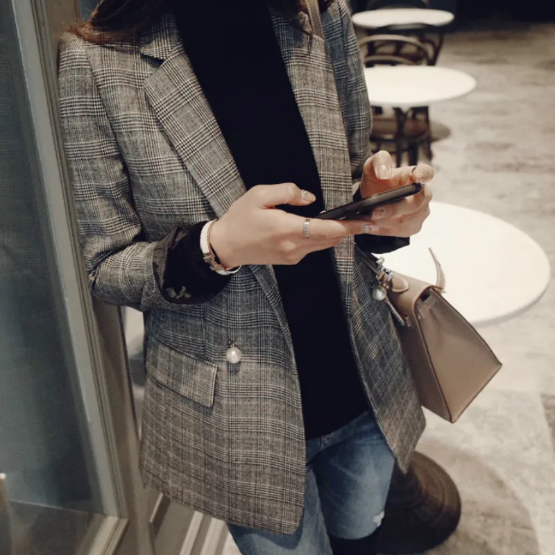 

Ladies suit jacket Korean version 2019 autumn large size temperament long-sleeved plaid small suit fashion Slim ladies jacket
