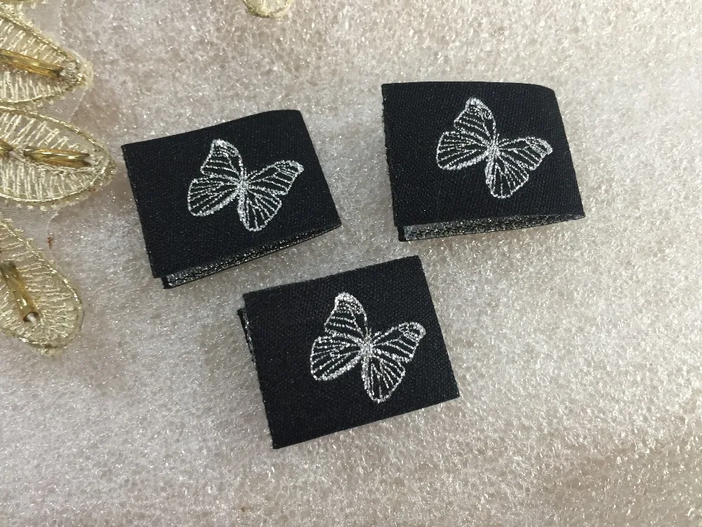 

Customized garment clothing tags / Woven Labels / custom clothing labels / main labels / damask label