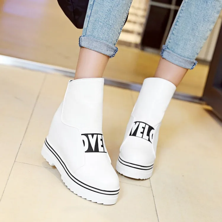

Big Size 11 12 13 Increasing Waterproof Slope heel Short Cylinder Fashion Boots in Back Zipper with Round Head