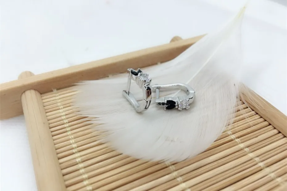 QQ20181009142115_