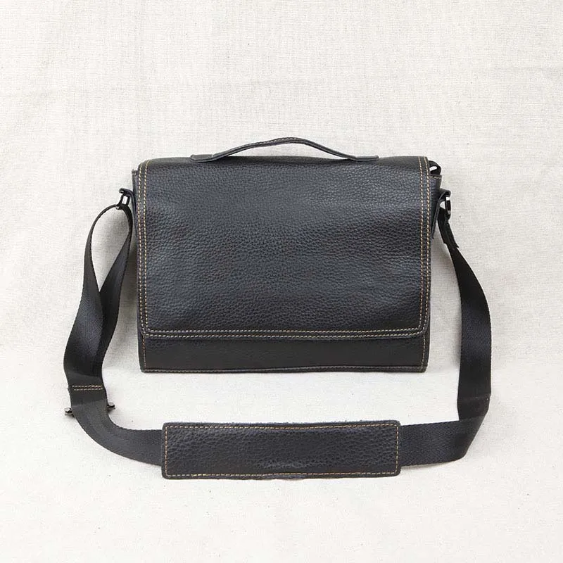 

AETOO New leather men's bag shoulder bag men's Messenger bag head layer leather vertical section business casual youth diagonal