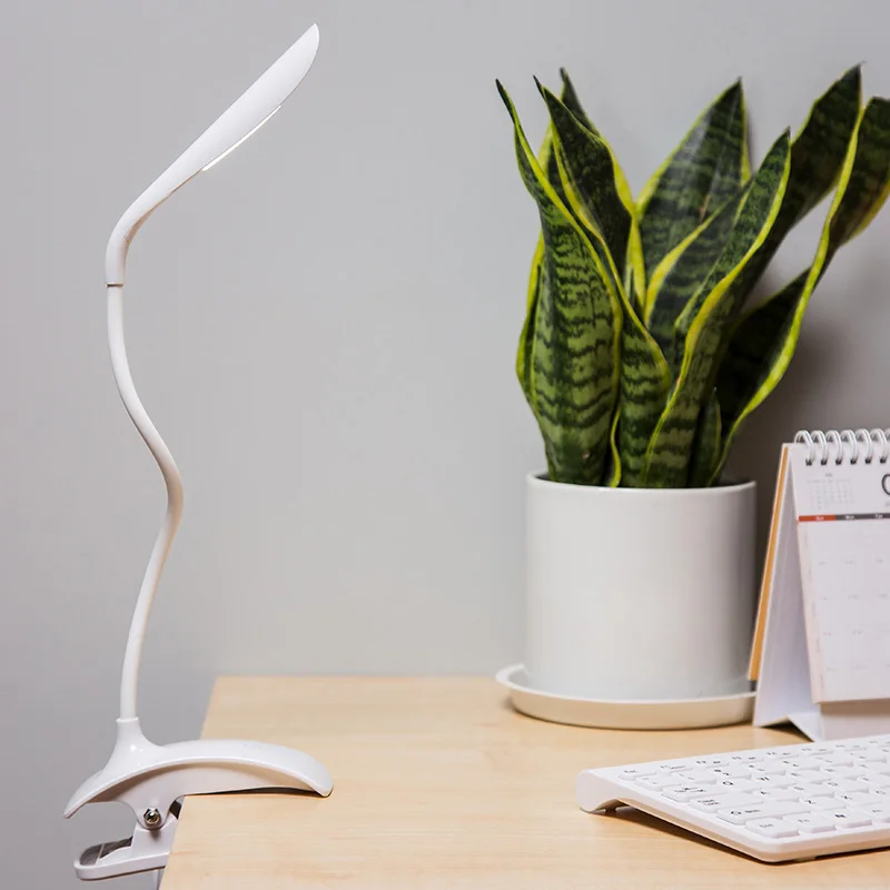 

LED Touch On/off Switch 3 Modes Clip Desk Lamp Eye Protection Reading Dimmer Rechargeable USB Led Table Lamps Clamp Folding
