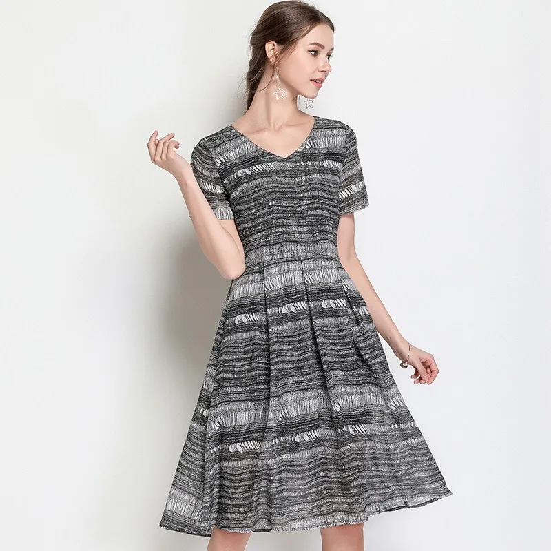 

2018 New Casual Woman Dress Striped Elegant Maternity Clothes Casual Pregnancy Dress Sashes Bow OL Dress Plus Size M-5XL