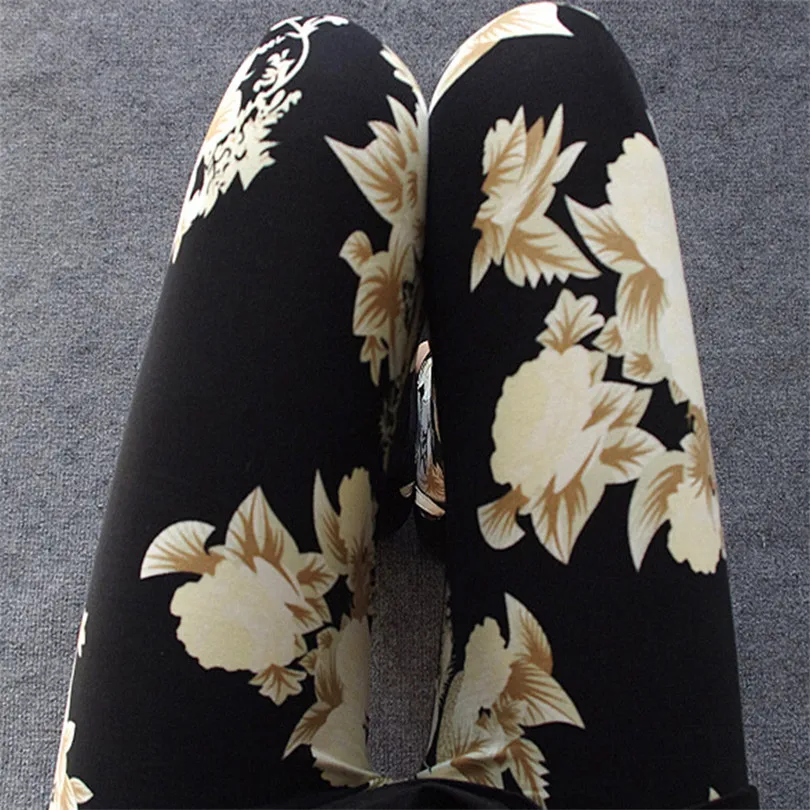 2016 New Floral patterned Printed Leggings Fashion Sexy Women Lady Slim Cotton Pants Black white Vintage graffiti trousers