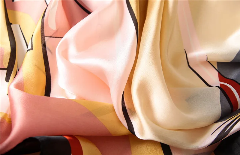 4159672636_2070773686