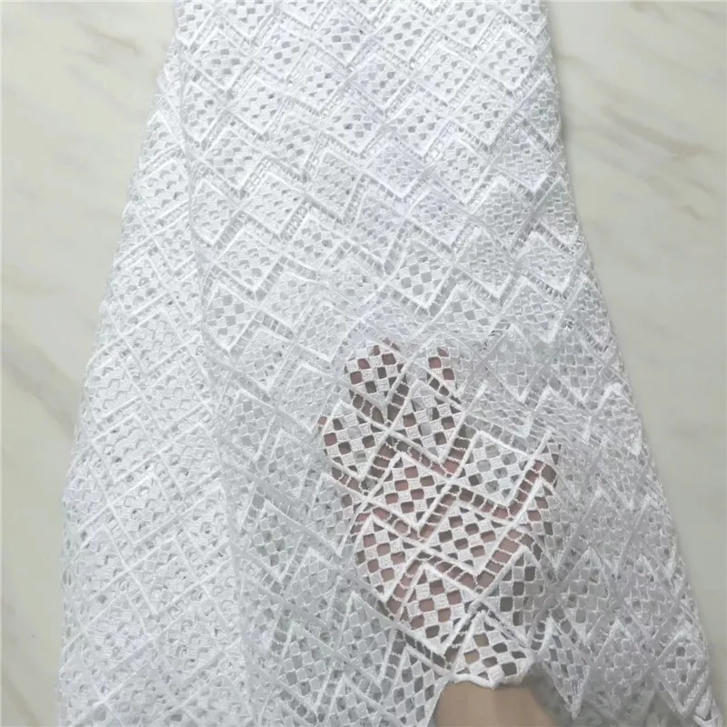 

Latest African Lace Fabric 2019 High Quality African Tulle Lace Fabric Luxury Design French Lace Fabric With Beaded For Party PL