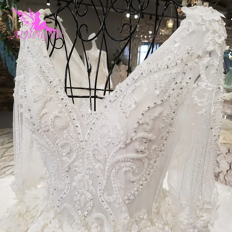 bridal supply store