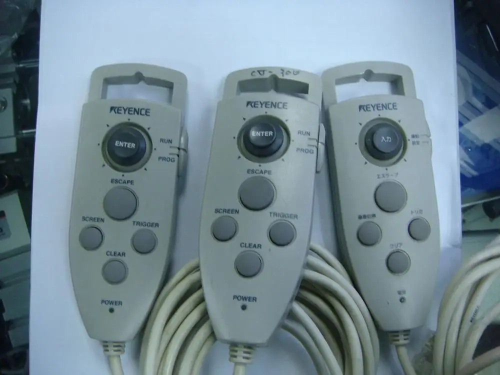 

[SA] Positive! KEYENCE Kean visual system handle hand compiled CV-100 CV-300 spot in kind