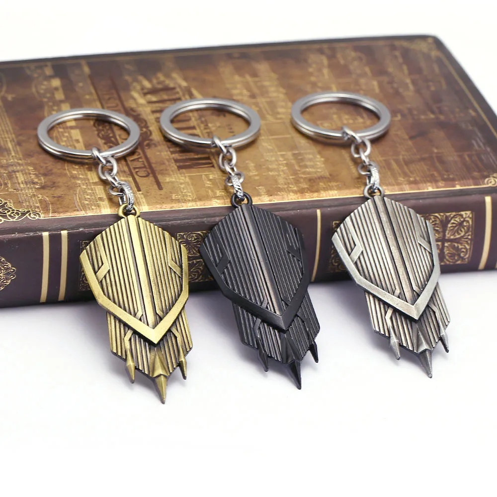 

Marvel Avengers Infinity War Captain America Shield Keychains Vibranium Shield Keyring Pendants Action Figure Toys Doll