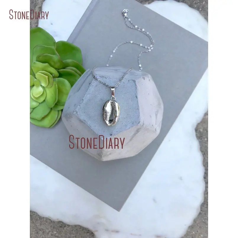 

10Pcs Silver Cowrie Shell Necklace Silver Dipped Cowrie Seashell Pendant Boho Genuine Shell Necklace NM18647