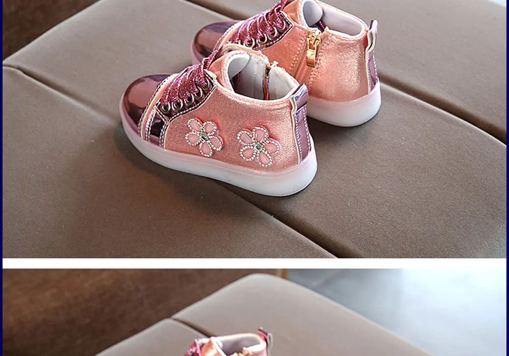 girls-light-sneakers-4_09