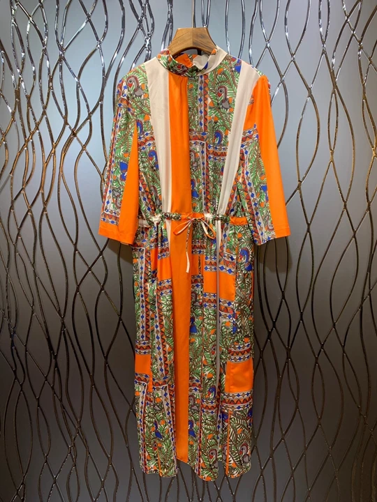 New summer dress with small round collar and embroidered decorative dress for women in 2019