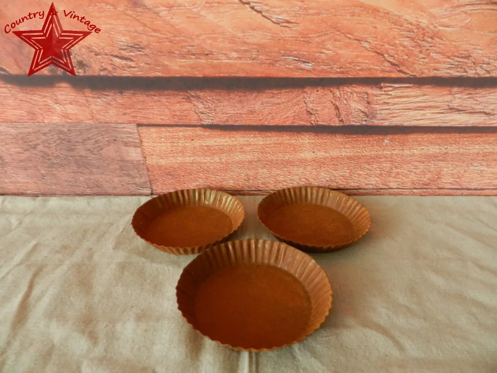 Rusty Plate/Metal Candle Plate Primitive Country Rustic Home Accent