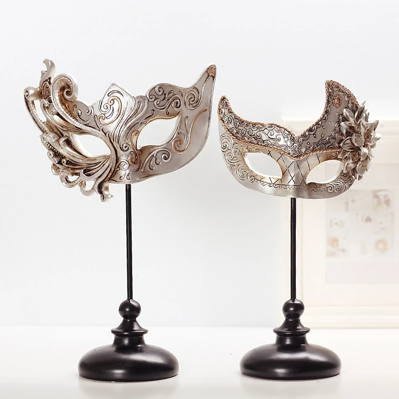 

Interesting Europe style people masks Resin model statueClassic face mask Home decoration crafts ornament