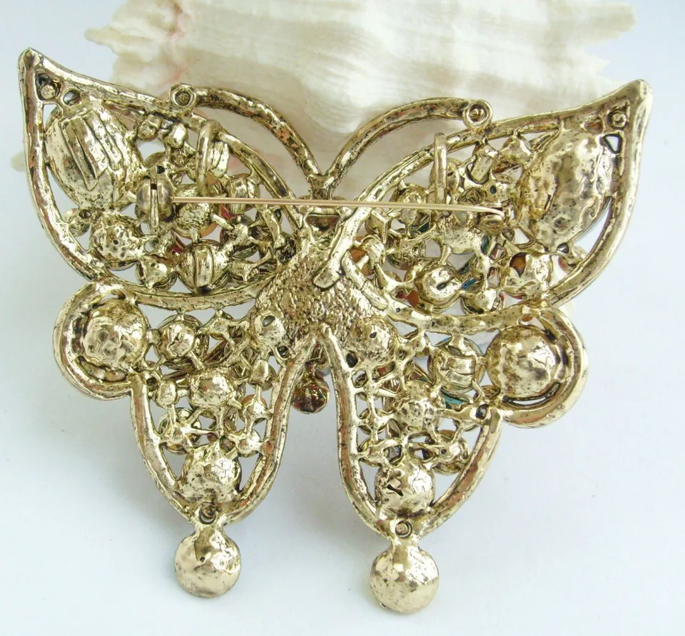 superbe broche PAPILLON métal doré strass multicolore