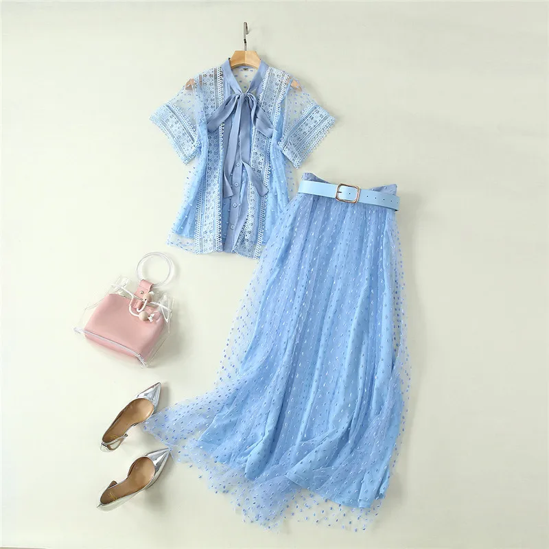 أوروبا نمط أزياء النساء السراويل 2 قطعة مجموعة ملابس الصيف 2019 جديد مصمم قصيرة الأكمام الديكور تي شيرت السراويل البدلة وتتسابق