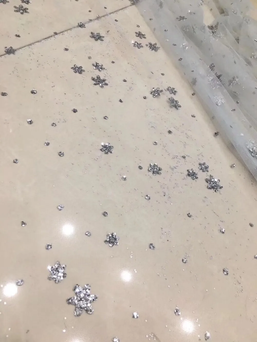 

Newest hannah-1.2009 african tulle mesh fabric sparkly glued glitter sequins lace fabric for party dress