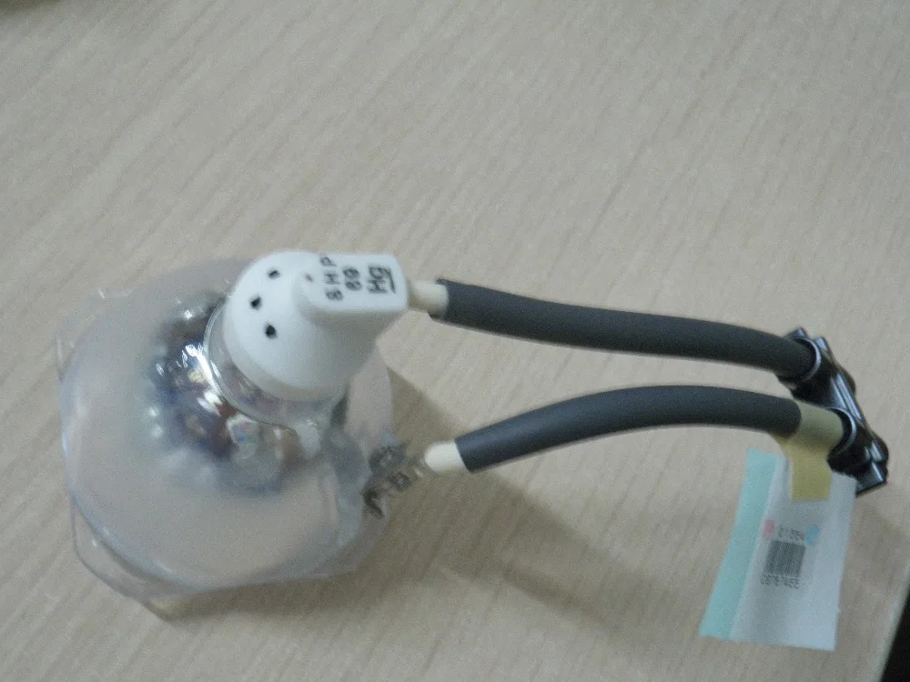 

Good qualtiy Original-Replacement Bare Projector lamp shp69/EC.J0601.001or Projector PD521