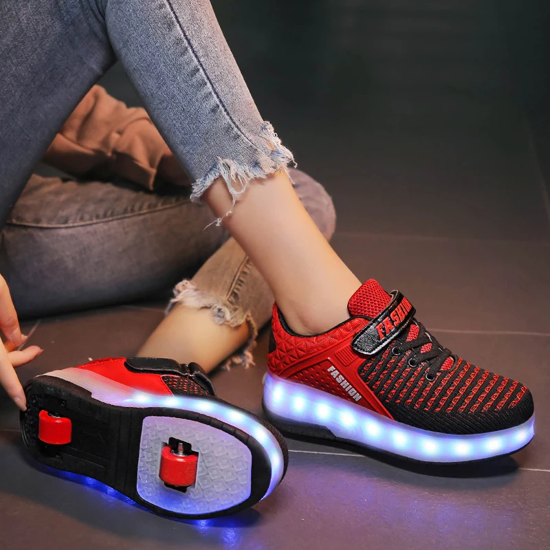 جديد في الهواء الطلق الأزياء أطفال أحذية التزلج الأسطوانة مع عجلتين الأطفال تنفس الشارع حذاء رياضة الصبي فتاة Heely USB LED مصباح أحذية