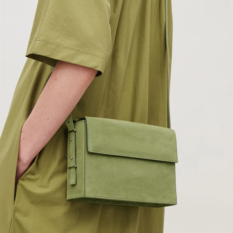 Простая сумка на плечо из искусственной замши, маленькая квадратная сумка для дам, однотонные повседневные сумки на плечо для женщин, минималистичные сумки с клапаном