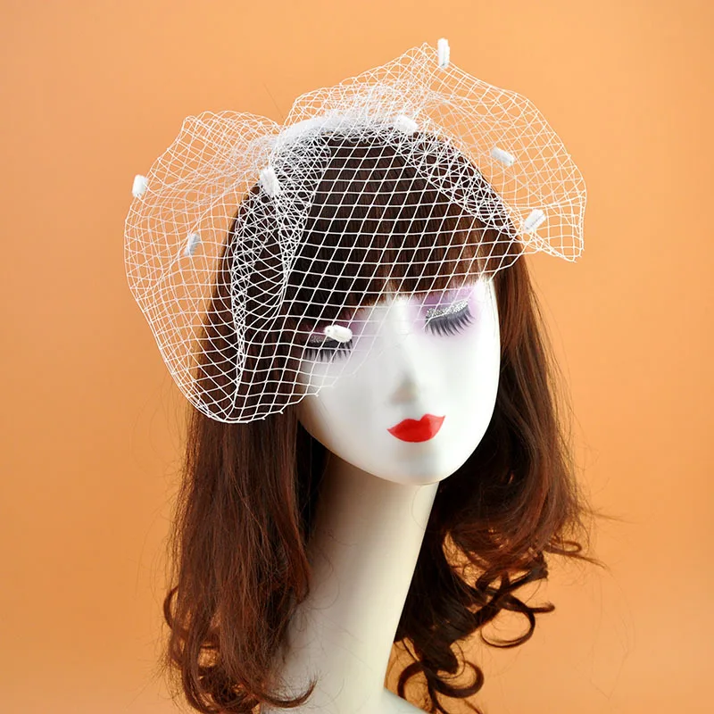 

Womens Face Veils Mini Blusher Veils For Womens Hole Net Short Bridal Veils For Wedding Party Wedding Accessories Wholesales