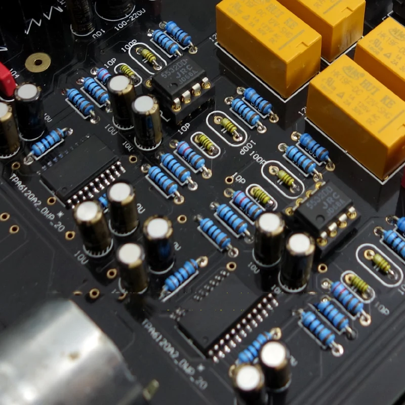 With case Full Balanced Input Full Balanced Output
