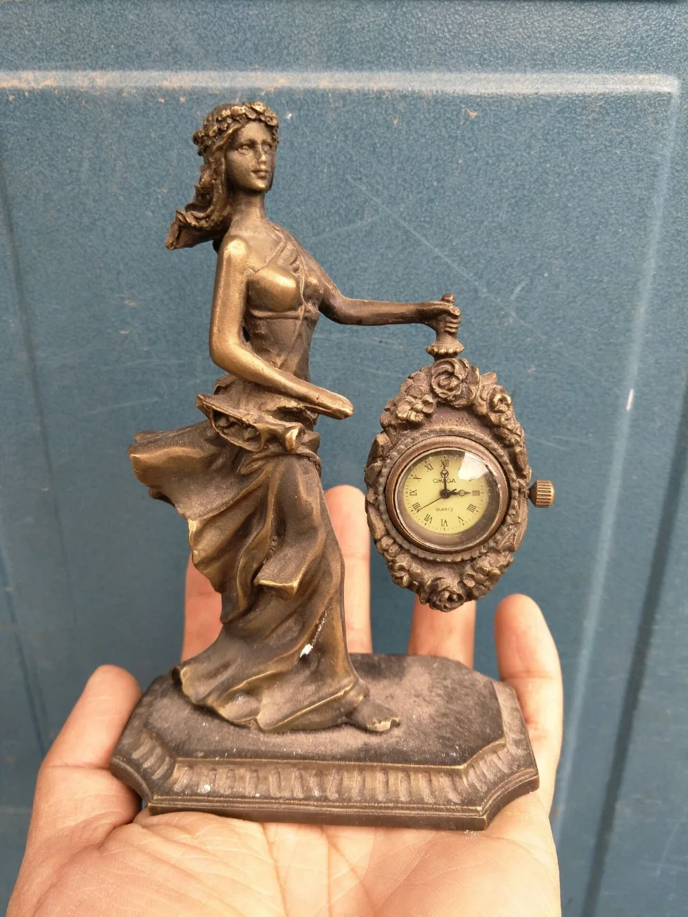 

Very rare Qing Dynasty copper beauty Western clock,Hand-carved,Working properly, beautifully designed,Free shipping