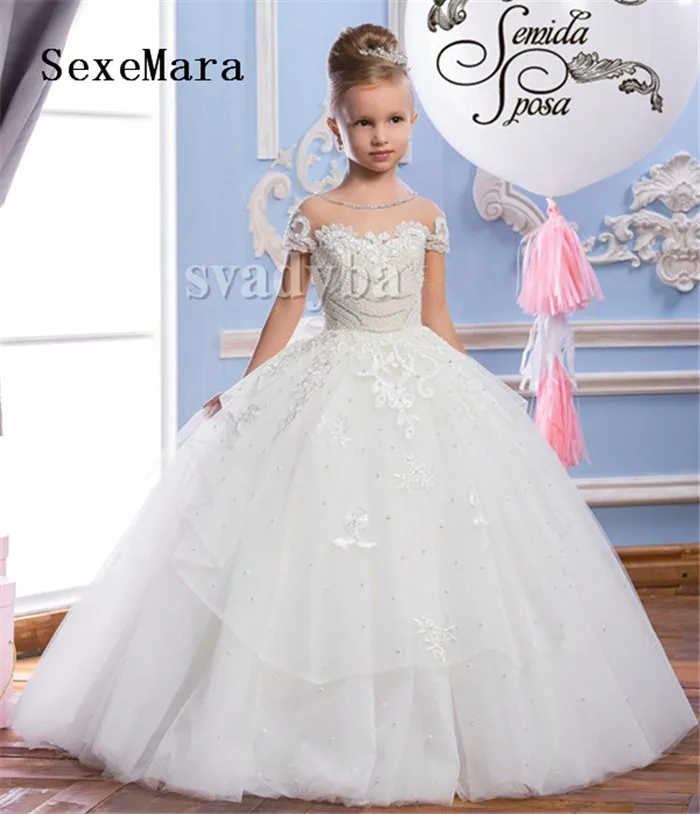 

Vintage Arabic Princess Flower Girl Dresses for Wedding Ball Gown Lace Pearls Beading Ball Gown Girls First Communion Dress
