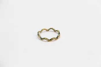 

Fashion Trendy Restoring ancient ways snakeskin ring Serpentine ring simpleness wave lines ring for women or men wholesale 30Psc