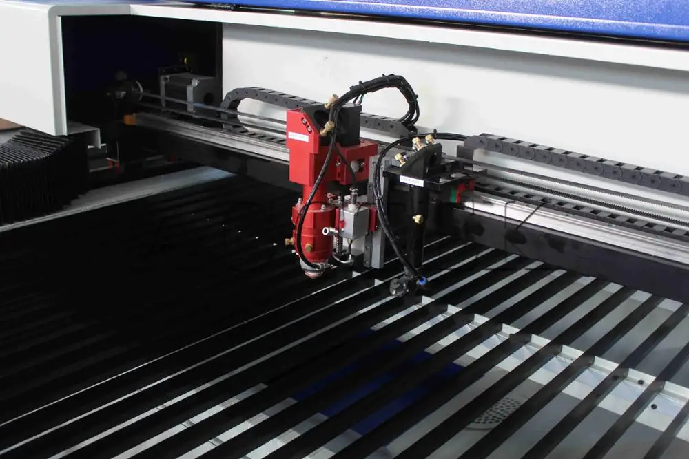 1325-2 laser cutting machine (12)