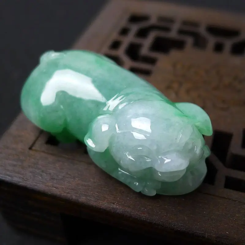 

TJP Fine jewelry A goods jade pendant necklace ice kinds of features Hand carved Colgante de jade Zodiac piglet pendant