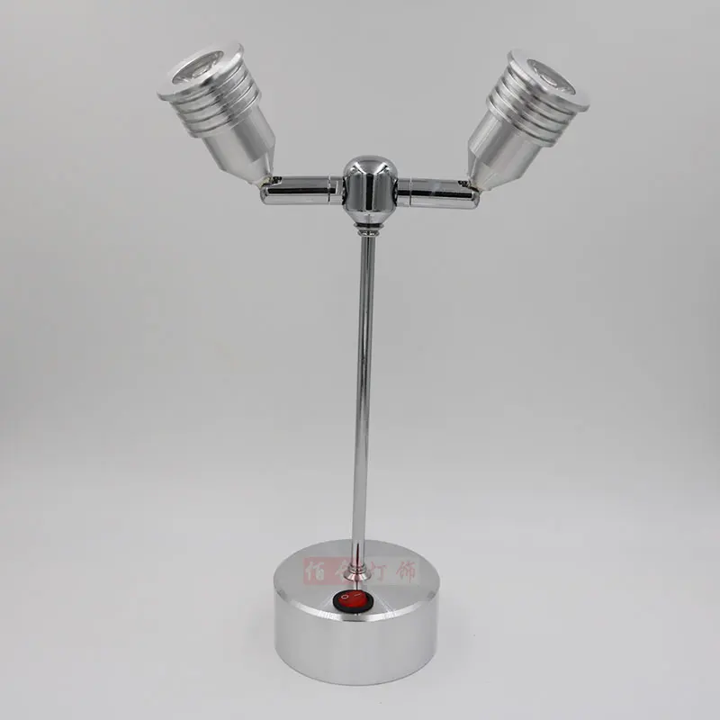 

Battery power spotlight comes with a wireless non plug in the background light can be displayed in the hall lights ZH