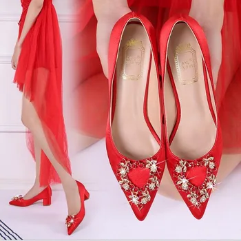 

2018 new European American satin red wedding shoes shallow-mouth thick with water drill pointed head women's shoes SIZE 34-41