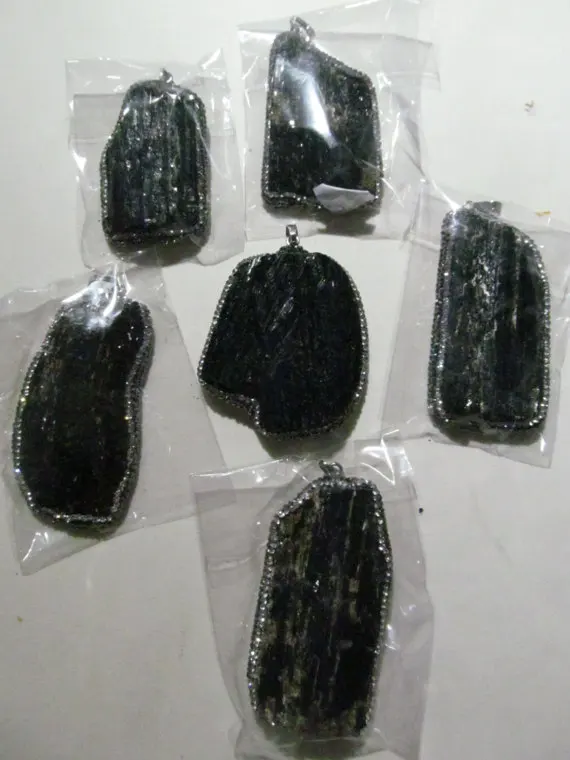 

Black Jet jewelry, Drop Pendant, Teardrop Charm,Heart Ring Green Purple Violet Black Focal beads 6pcs 30-60mm