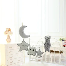 Night Lighting Soft Stuffed Toy Moon Star Glow in the Dark Plush Decoration Doll Night Lighting Soft Stuffed Toy Moon Star Glow in the Dark Plush Decoration Doll