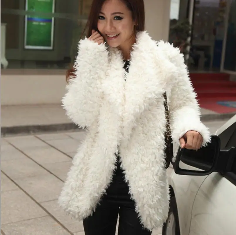 

Lamb hair women's coats fashion Medium faux fur coat 2019 autumn winter new sheep ring hair hot lapel Loose outwear soft tops