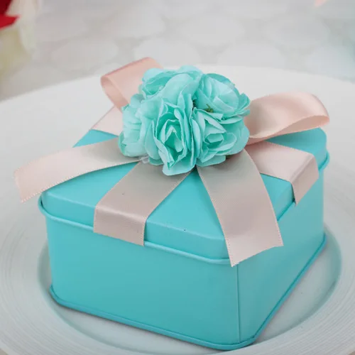 25pcs-Tiffany-Blue-Square-Tin-Plate-Candy-Box-Wedding-Gift-Box-Cute-Chocolate-Container-with-Artificial.jpg