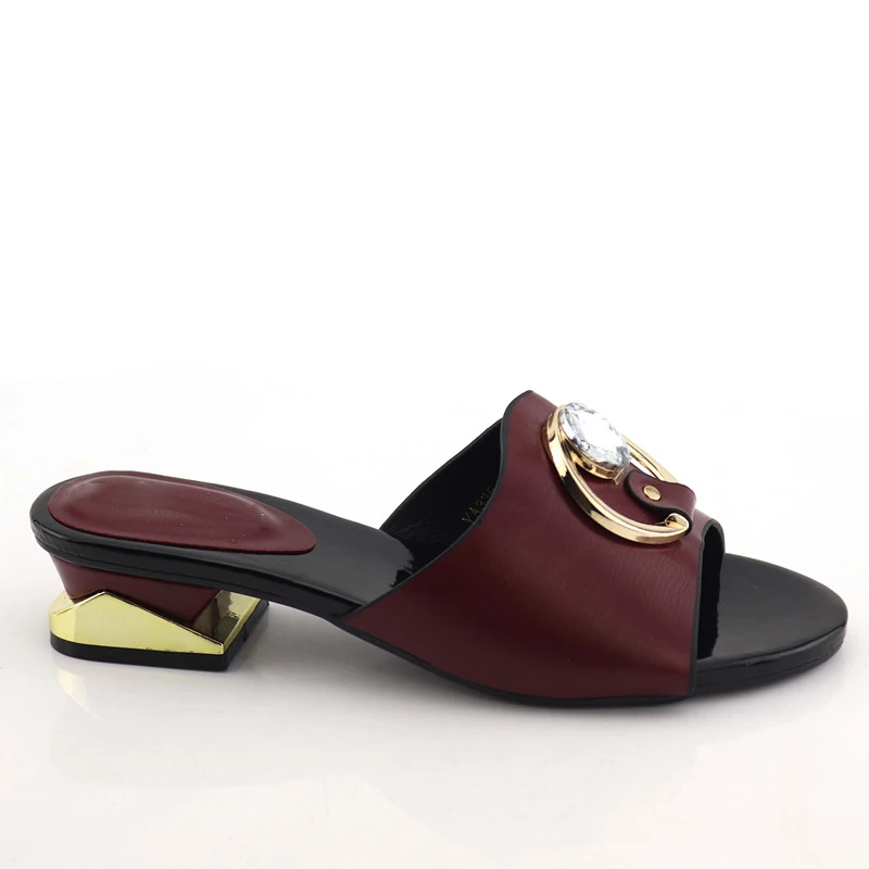 Итальянская обувь новые модные туфли-лодочки черного цвета для отдыха на каблуке 4,3 см обувь в африканском стиле женская обувь для вечеринок комплект из обуви в африканском стиле без сумки