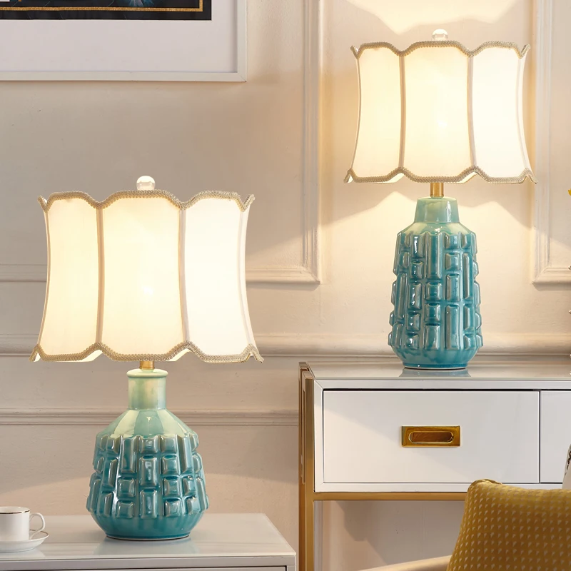 

Moden Art Decor Convex Ceramic Table Lamp Bedside Table Lamp for Bedroom Living Room Creative Blue Ceramic Desk Desktop Lamp