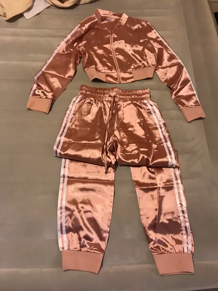Весенне-осенние женские атласные комплекты из 2 предметов с боковой полосой, укороченные топы на завязках, укороченные штаны, брюки, тренировочные костюмы для бега