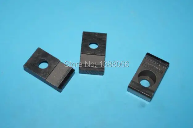 

KBA 105 machine gripper pad P0135240 KBA gripper KBA gripper with rubber,P0135250,high quality,30*17*7mm