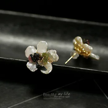 

Luxury Freshwater Natural Pearl Stud Earrings Romantic Elegant Flowers Charms Earrings Women Wedding Gift
