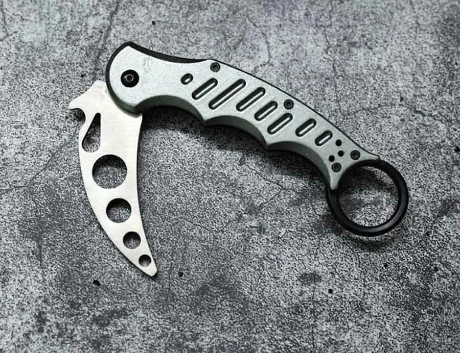 Новинка, складной нож Karambit 5Cr13, лезвие для тренировок, кемпинга, выживания, охоты, тактические ножи, EDC, ручной инструмент - Цвет: B