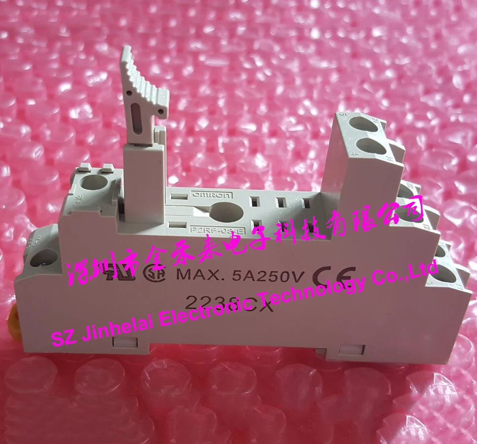 

100%New and original P2RF-08-E Relay socket