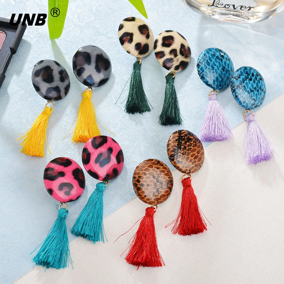 

UNB Round Snakeskin Leopard Button Leather Earrings for Women Colorful Long Tassel Earings Girls Fringed Earrings Party Jewelry