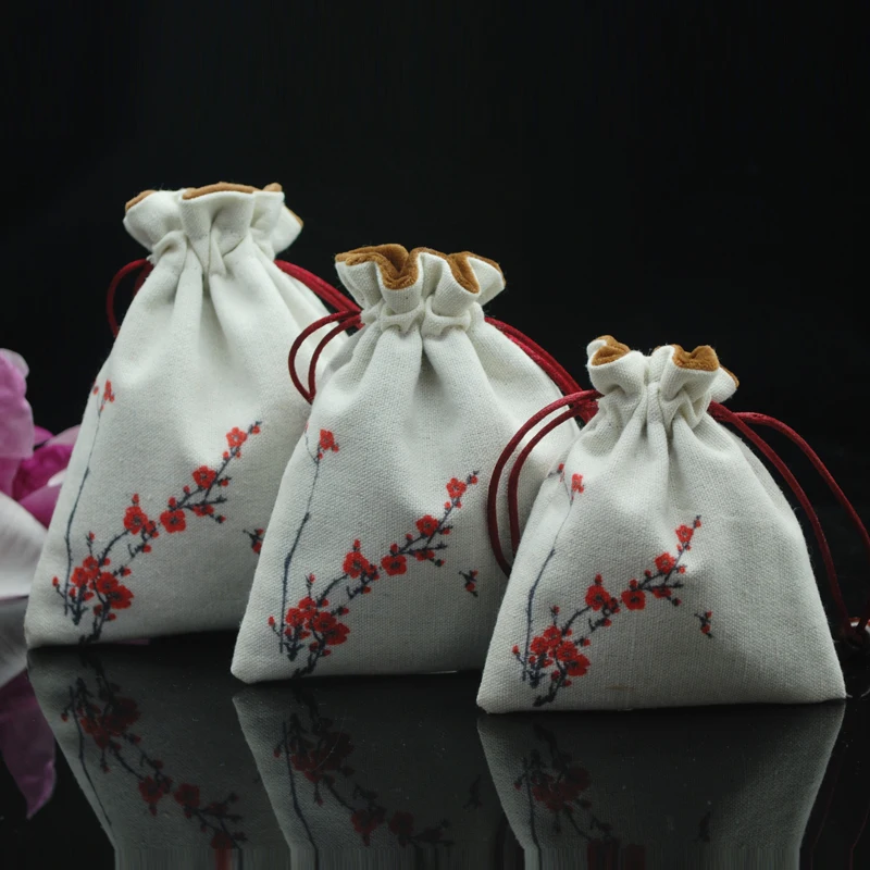 

Plum Lotus Linen Velvet Jewellery Pouch Travel Jewelry Drawstring Bag Printed cloth bags Bead Bracelet Storage Pouch 1pcs