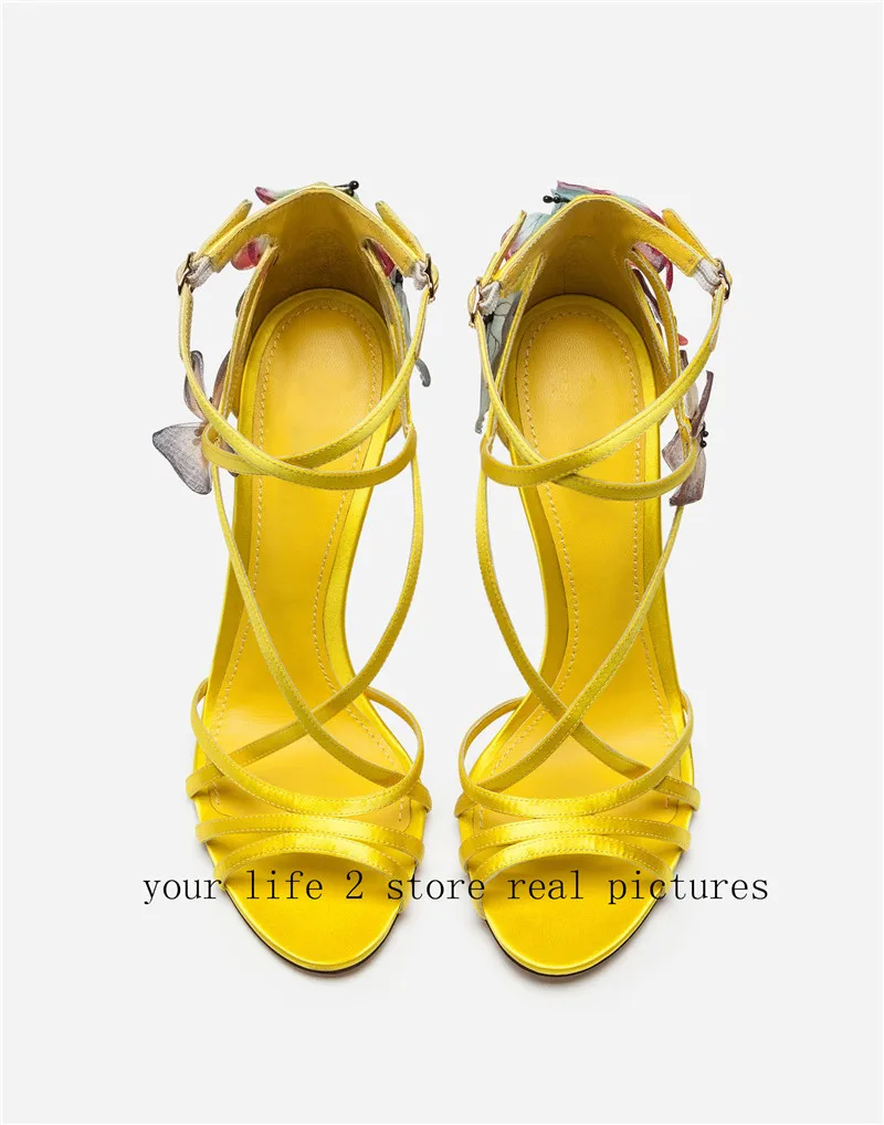 Летние желтые черные сандалии женские бабочки цветы украшенные высокие каблуки ремешками Сексуальная Свадебная обувь zapatos mujer