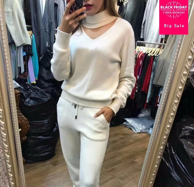 Special Price Winter Hollow cut Woolen and Cashmere Knitted warm Suit wool Sweater + Mink Cashmere Trousers Leisure Two-piece suits wj1558 Special Price Winter Hollow cut Woolen and Cashmere Knitted warm Suit wool Sweater + Mink Cashmere Trousers Leisure Two-piece suits wj1558